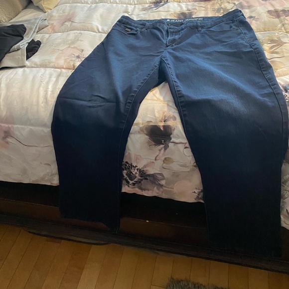 Jeans - Picture 2 of 2